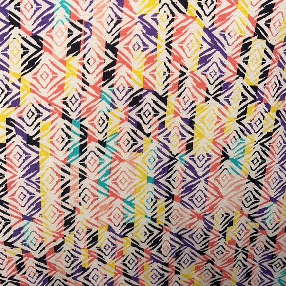 Lularoe Randy baseball t top size Medium - Picture 4 of 4